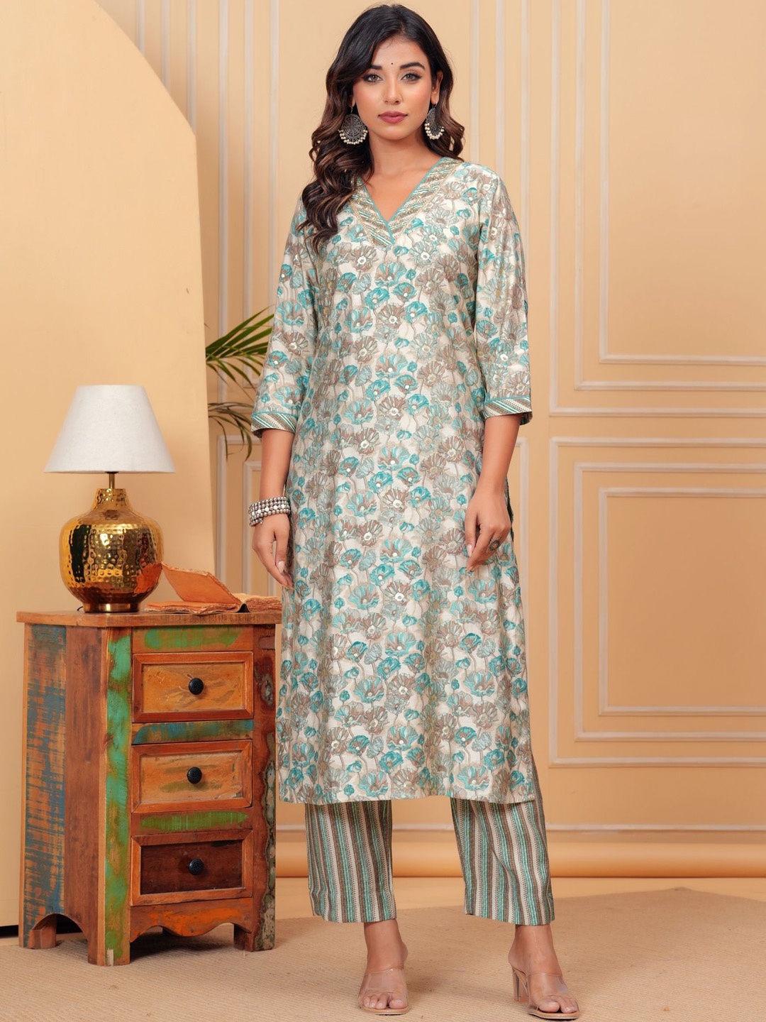 KALINI Women Ethnic Motifs Printed Regular Thread Work Pure Silk Kurta with Trousers, Blue
KALINI Women Ethnic Motifs Printed Regular Thread Work Pure Silk Kurta with Trousers, Blue