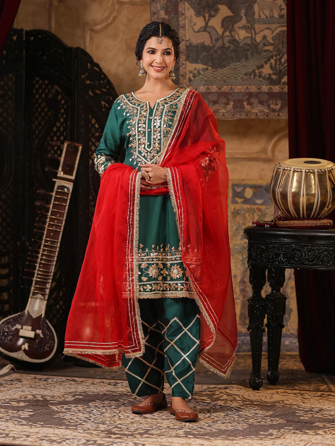 SCAKHI Ethnic Motifs Embroidered Gotta Patti Dupion Silk Kurta with Salwar & Dupatta, Green
SCAKHI Ethnic Motifs Embroidered Gotta Patti Dupion Silk Kurta with Salwar & Dupatta, Green