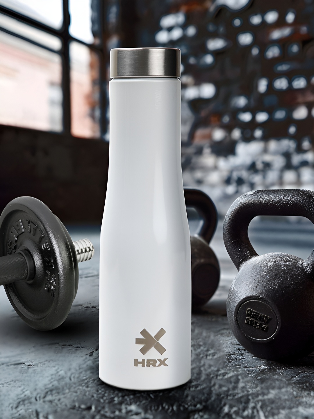 HRX by Hrithik Roshan White & Silver-Toned Printed Single Stainless Steel Water Bottle 1l
HRX by Hrithik Roshan White & Silver-Toned Printed Single Stainless Steel Water Bottle 1l