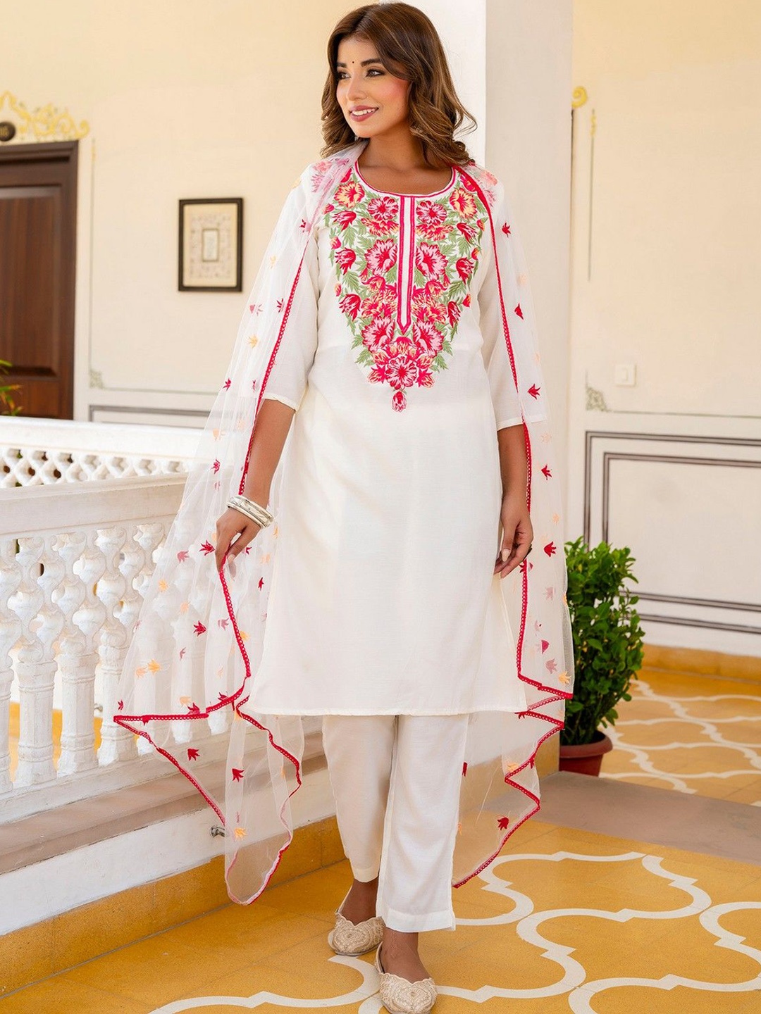KALINI Women Floral Yoke Design Regular Thread Work Kurta with Trousers & With Dupatta, White
KALINI Women Floral Yoke Design Regular Thread Work Kurta with Trousers & With Dupatta, White