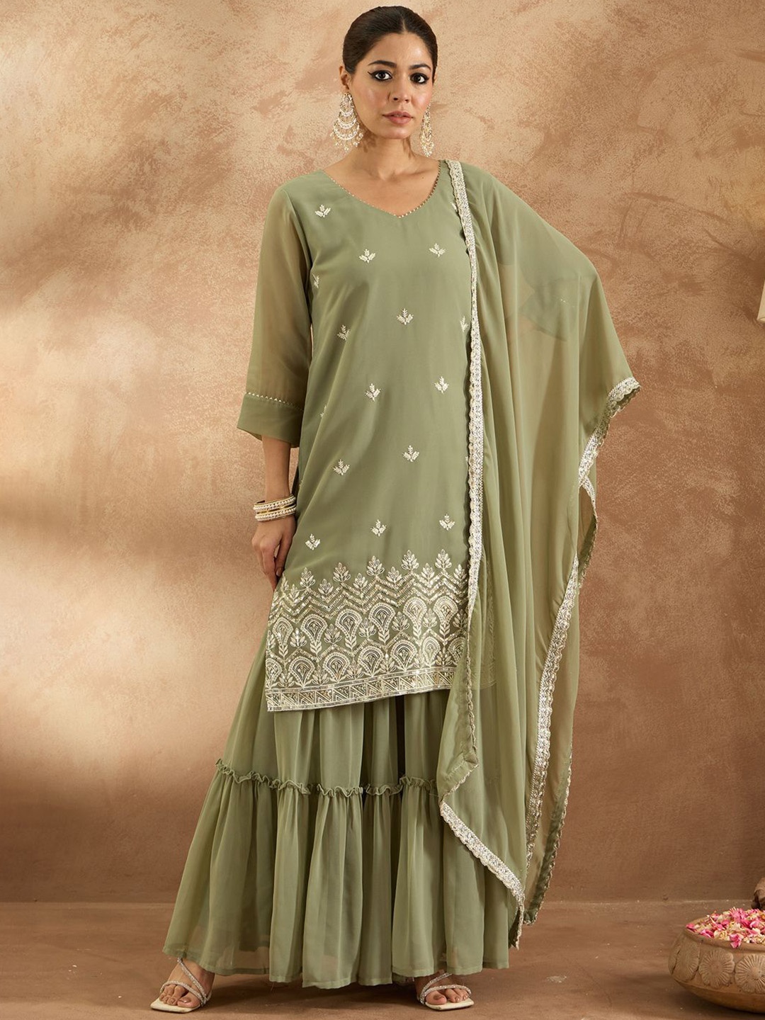 Indo Era Women Ethnic Motifs Embroidered Kurta with Sharara & With Dupatta, Sea green
Indo Era Women Ethnic Motifs Embroidered Kurta with Sharara & With Dupatta, Sea green