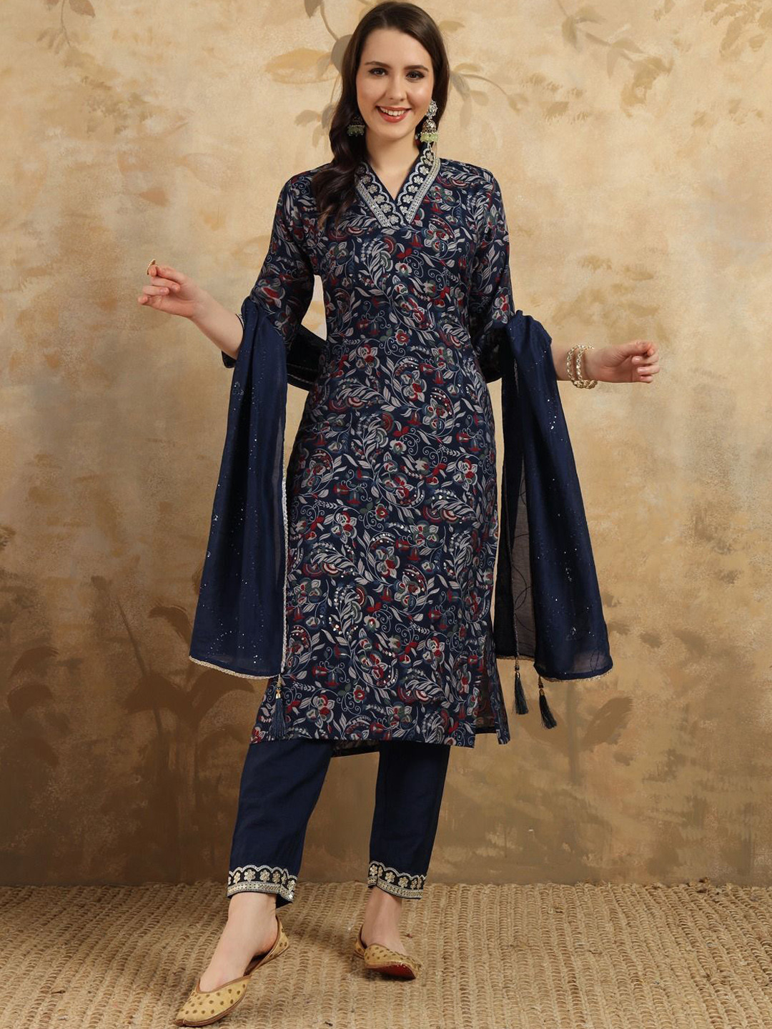 VARNI FABRICS Women Floral Embroidered Regular Kurta with Trousers & With Dupatta, Navy blue
VARNI FABRICS Women Floral Embroidered Regular Kurta with Trousers & With Dupatta, Navy blue