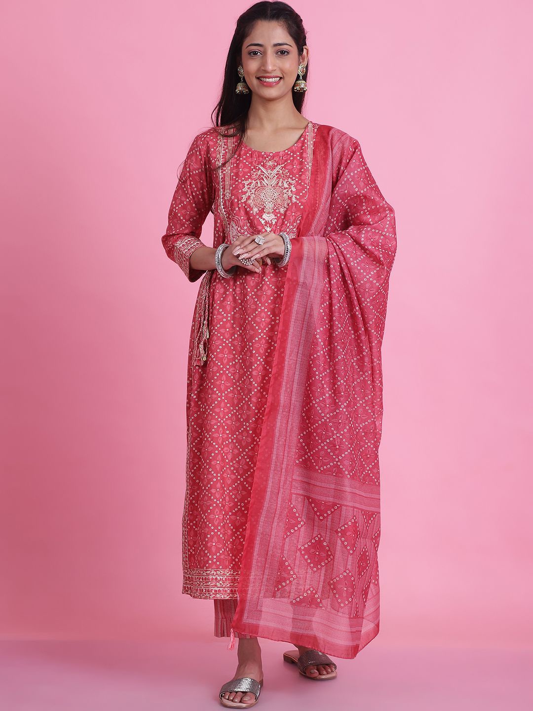 Anouk Women Ethnic Motifs Embroidered Regular Sequinned Kurta with Trousers & With Dupatta, Red
Anouk Women Ethnic Motifs Embroidered Regular Sequinned Kurta with Trousers & With Dupatta, Red