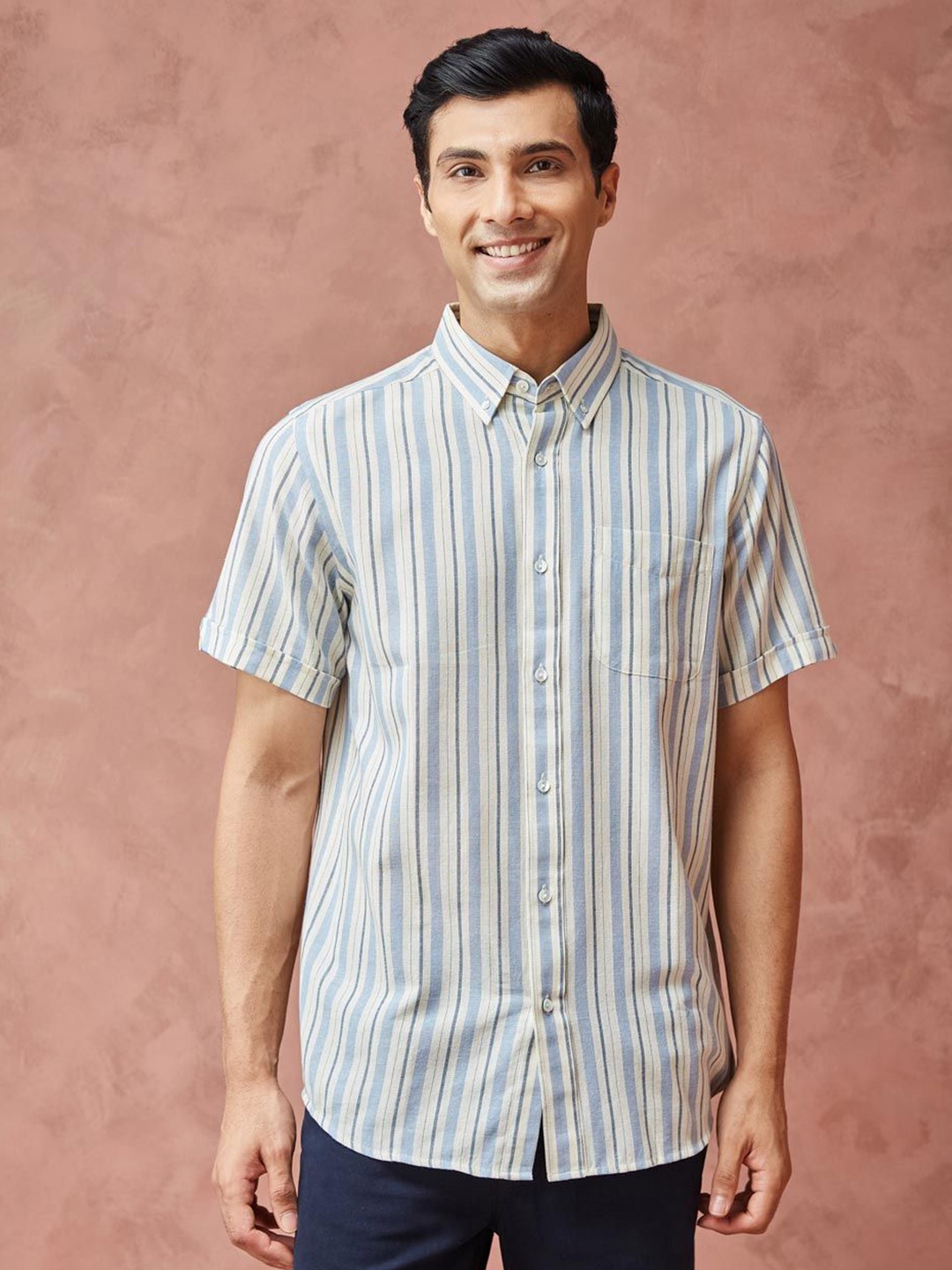 Fabindia Men Button-Down Collar Vertical Striped Cotton Relaxed Fit Casual Shirt, White
Fabindia Men Button-Down Collar Vertical Striped Cotton Relaxed Fit Casual Shirt, White