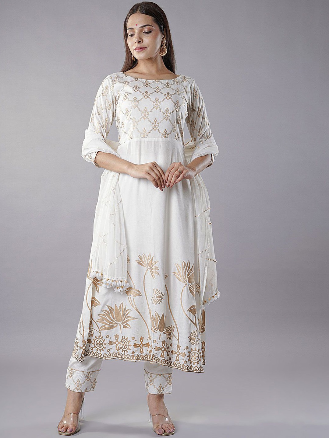 Utsav Fashion Women Ethnic Motifs Printed Regular Kurta with Trousers & With Dupatta, Off white
Utsav Fashion Women Ethnic Motifs Printed Regular Kurta with Trousers & With Dupatta, Off white