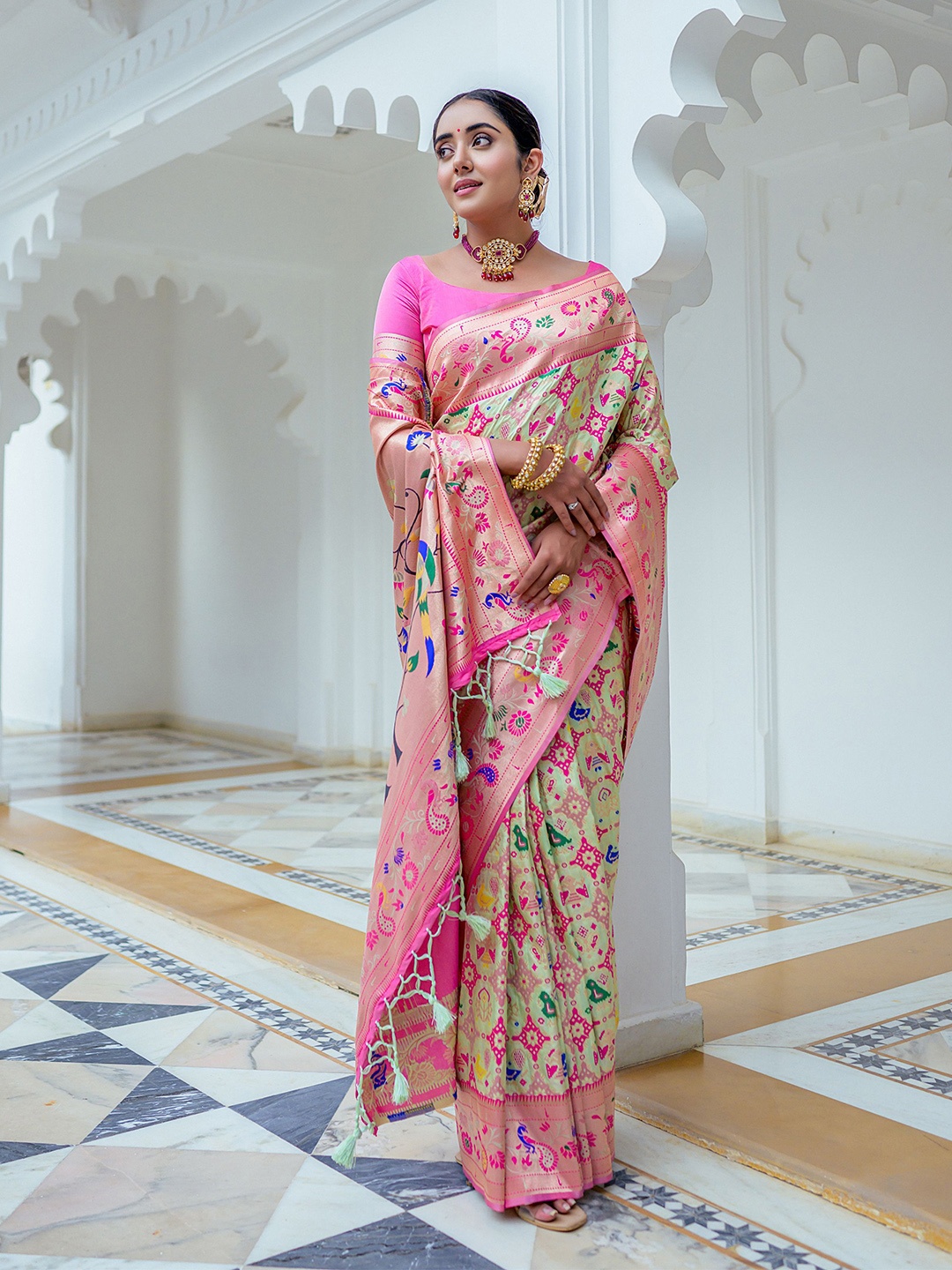 Kandora Woven Design Zari Pure Silk Paithani Saree With Unstitched Blouse Piece, Sea green
Kandora Woven Design Zari Pure Silk Paithani Saree With Unstitched Blouse Piece, Sea green