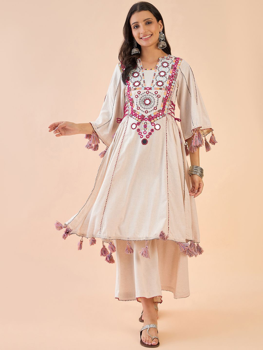 Anouk Women Ethnic Motif Embroidered Regular Mirror Work Pure Cotton Kurta with Palazzos, Beige
Anouk Women Ethnic Motif Embroidered Regular Mirror Work Pure Cotton Kurta with Palazzos, Beige