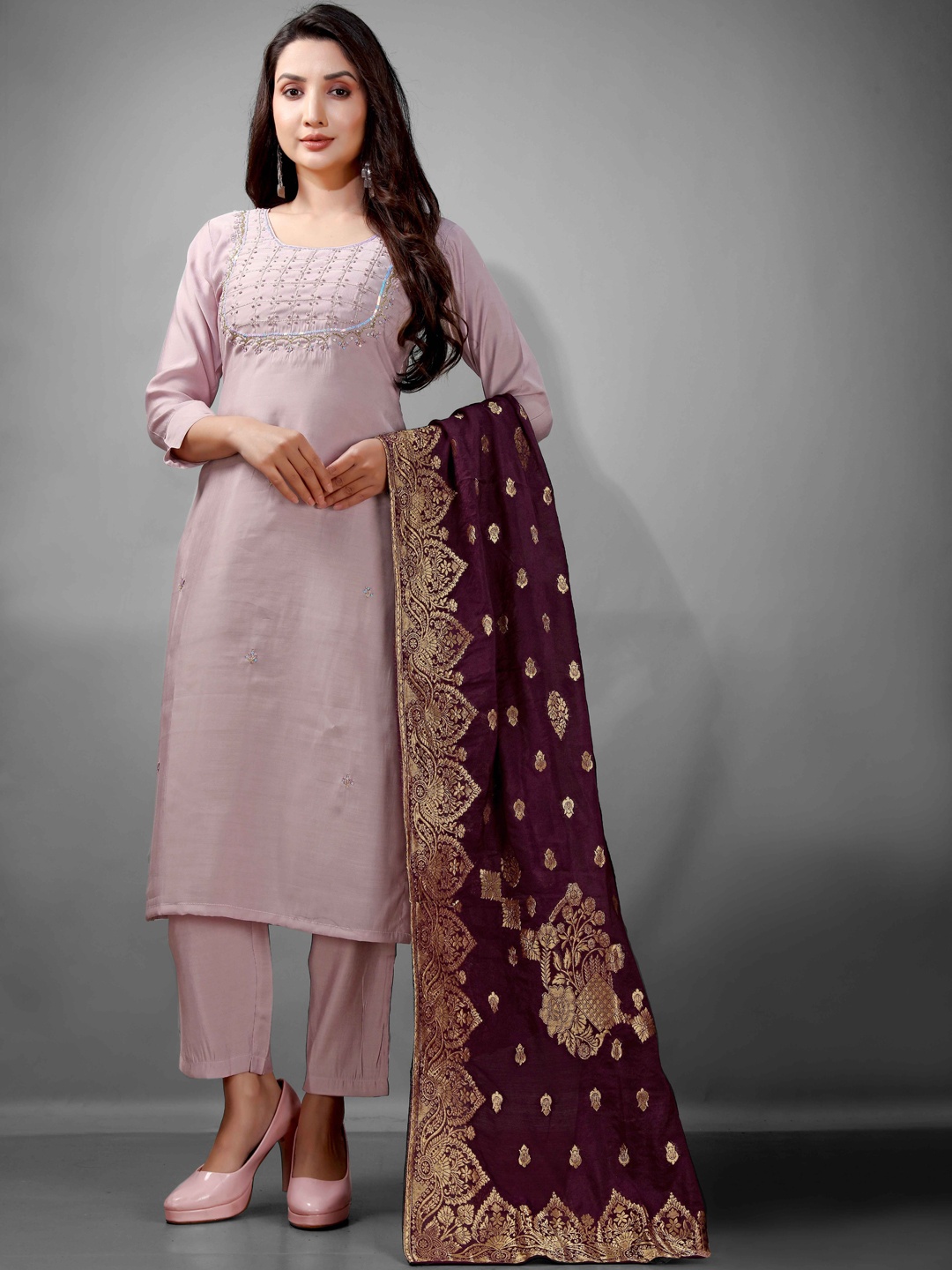 NE STYLE Women Floral Embroidered Regular Mirror Work Kurti with Trousers & With Dupatta, Beige
NE STYLE Women Floral Embroidered Regular Mirror Work Kurti with Trousers & With Dupatta, Beige