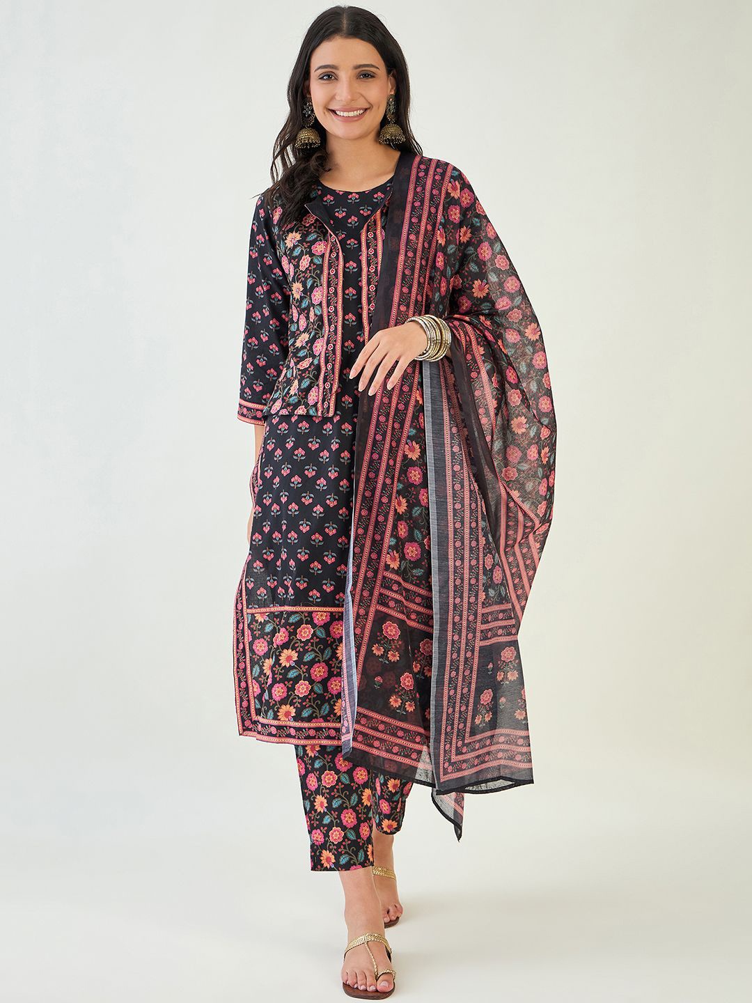 Anouk Women Ethnic Motifs Printed Regular Pure Cotton Kurta with Trousers & With Dupatta, Black
Anouk Women Ethnic Motifs Printed Regular Pure Cotton Kurta with Trousers & With Dupatta, Black