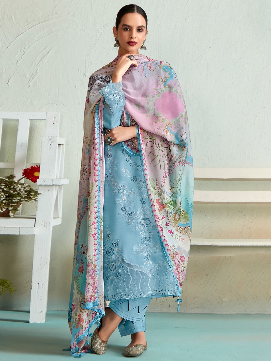 Indo Era Women Floral Embroidered Regular Thread Work Kurta with Trousers & Dupatta, Blue
Indo Era Women Floral Embroidered Regular Thread Work Kurta with Trousers & Dupatta, Blue