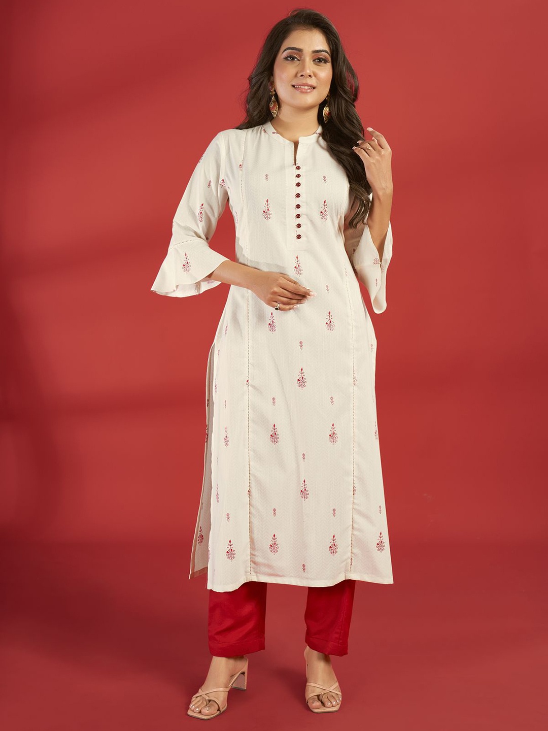 Laxmipati Women Floral Embroidered Halter Neck Bell Sleeves Summer Sheers Kurta, White
Laxmipati Women Floral Embroidered Halter Neck Bell Sleeves Summer Sheers Kurta, White
