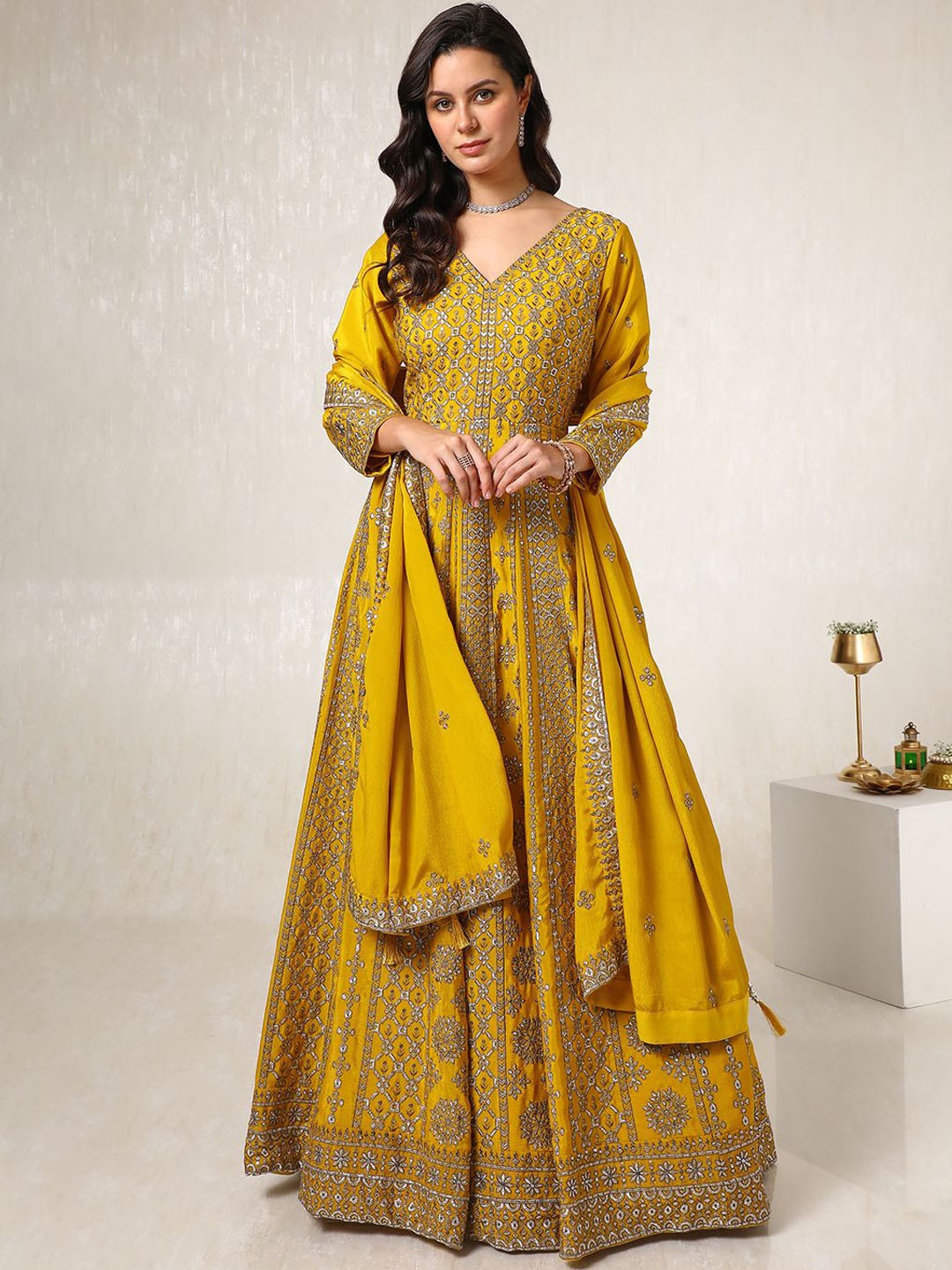 Soch Floral Embroidered V-Neck Regular Anarkali Kurta With Churidar With Dupatta, Yellow
Soch Floral Embroidered V-Neck Regular Anarkali Kurta With Churidar With Dupatta, Yellow
