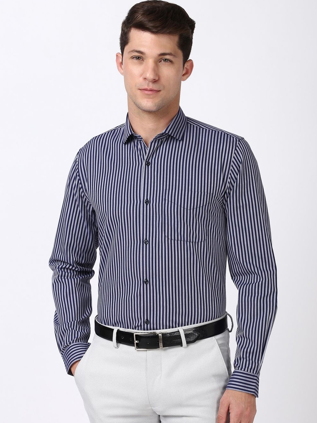 Peter England Men Spread Collar Vertical Striped Cotton Slim Fit Formal Shirt, Blue
Peter England Men Spread Collar Vertical Striped Cotton Slim Fit Formal Shirt, Blue