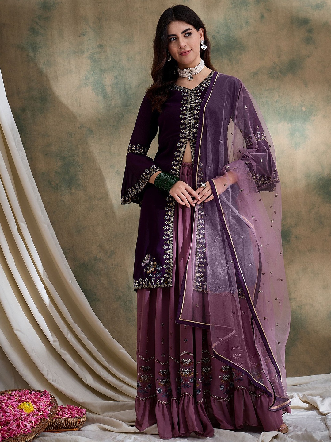 Miss Ethnik Embroidered Thread Work Ready to Wear Lehenga & Blouse With Dupatta, Purple
Miss Ethnik Embroidered Thread Work Ready to Wear Lehenga & Blouse With Dupatta, Purple