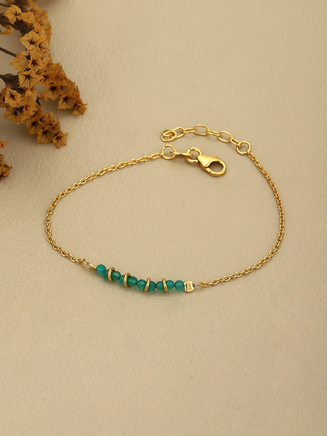 Sangria Gold-Plated 925 Sterling Silver Onyx Link Bracelet 
Sangria Gold-Plated 925 Sterling Silver Onyx Link Bracelet