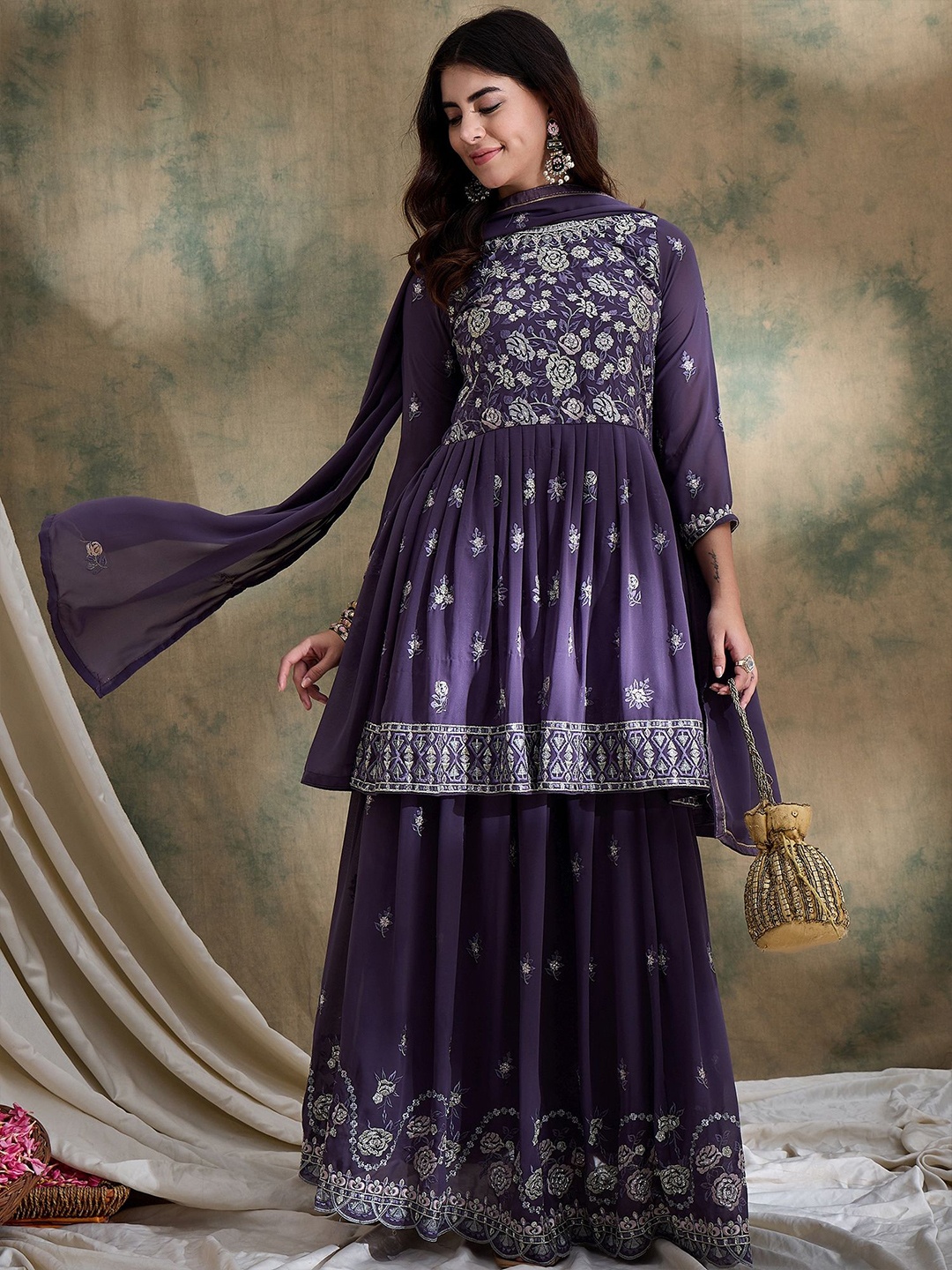 Miss Ethnik Embroidered Thread Work Ready to Wear Lehenga & Blouse With Dupatta, Purple
Miss Ethnik Embroidered Thread Work Ready to Wear Lehenga & Blouse With Dupatta, Purple
