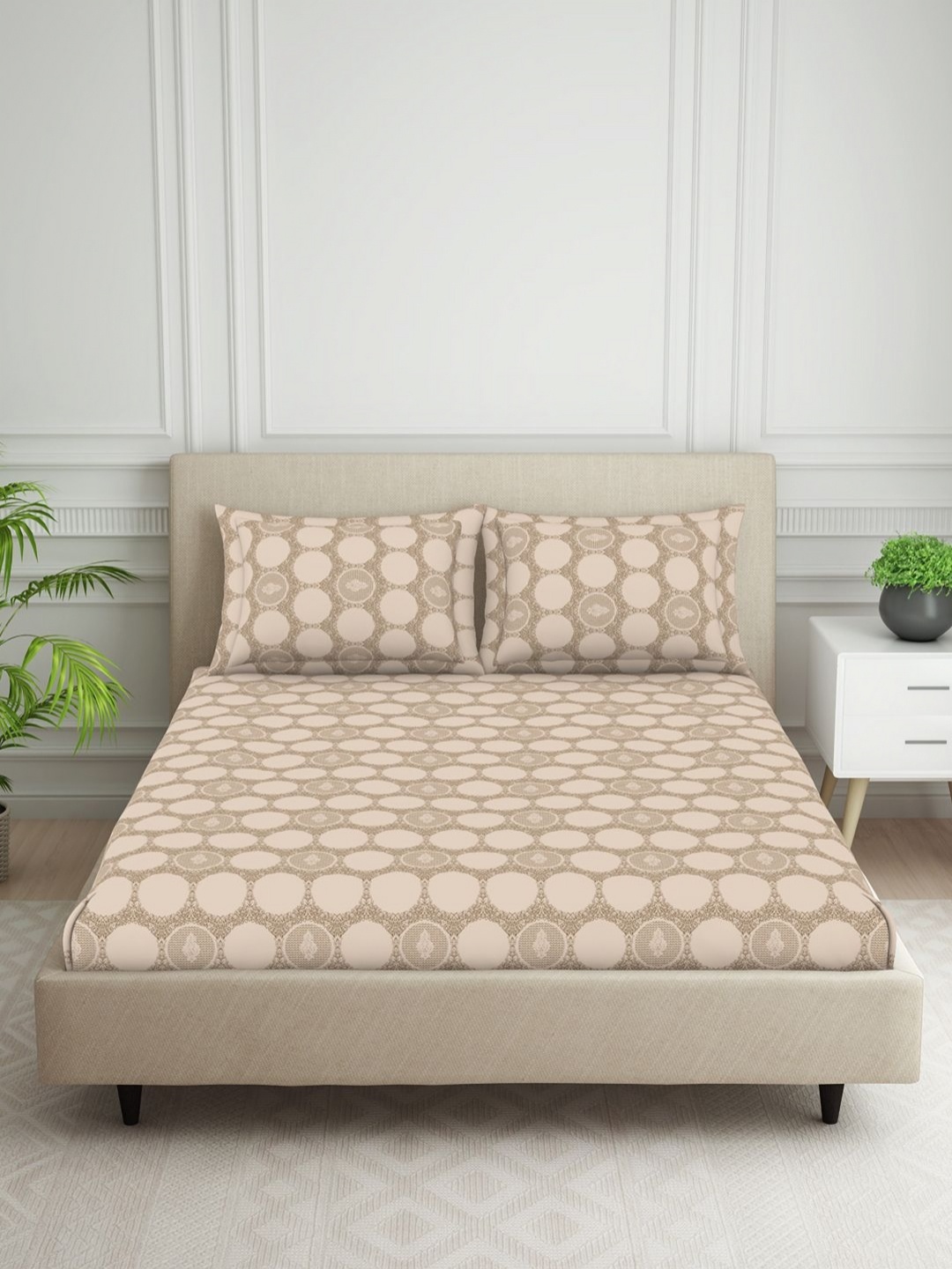 Welspun Harmony Beige & Brown Geometric Printed 120 TC King Bedsheet Set 1.98 m x 1.52 m
Welspun Harmony Beige & Brown Geometric Printed 120 TC King Bedsheet Set 1.98 m x 1.52 m