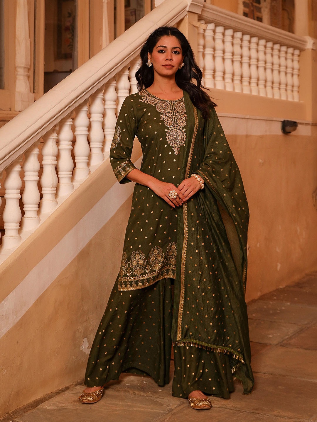 Juniper Floral Woven Design Zari Liva Straight Kurta With Palazzos & With Dupatta, Olive
Juniper Floral Woven Design Zari Liva Straight Kurta With Palazzos & With Dupatta, Olive