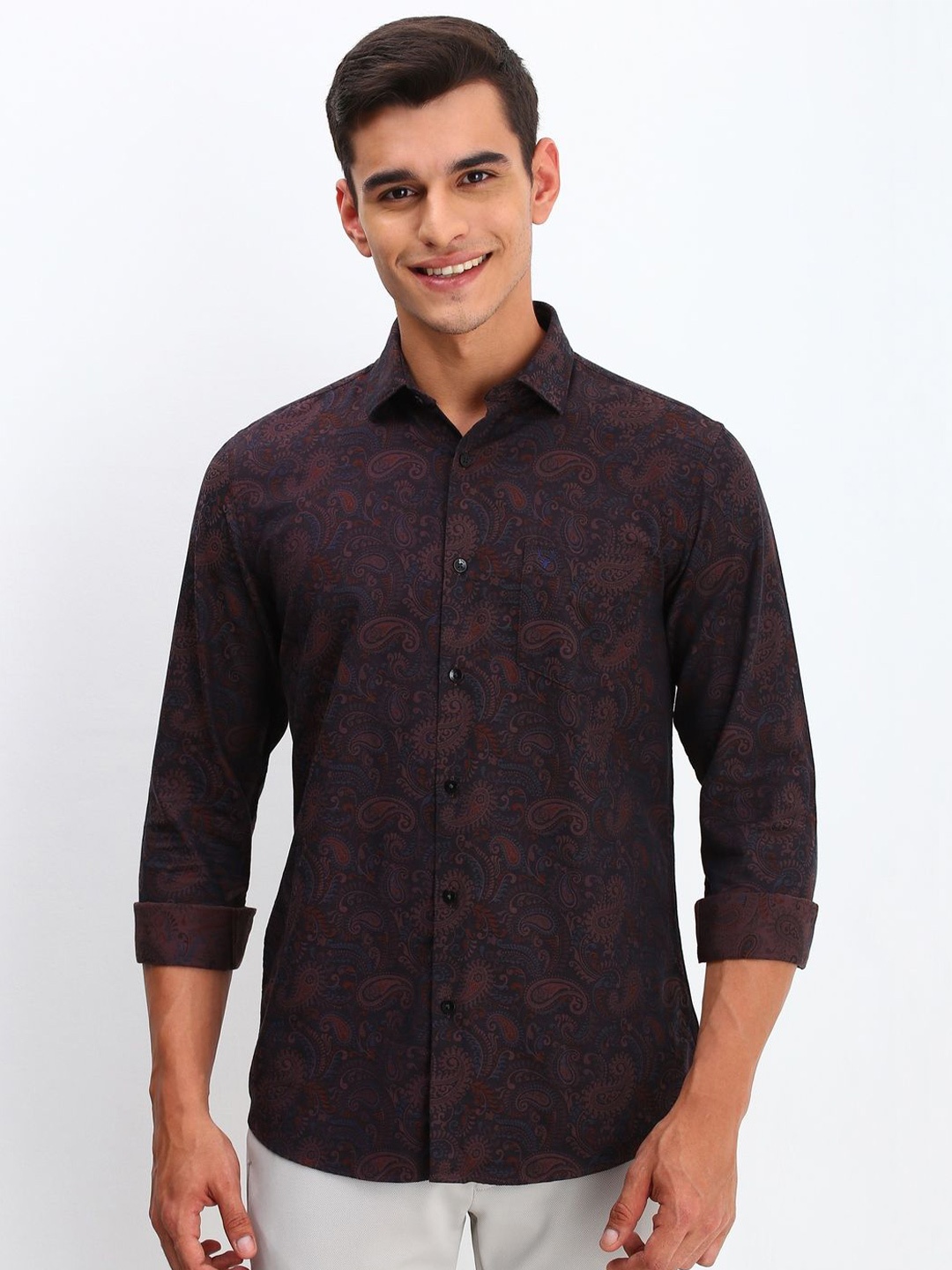 Allen Solly Men Spread Collar Abstract Printed Cotton Slim Fit Casual Shirt, Brown
Allen Solly Men Spread Collar Abstract Printed Cotton Slim Fit Casual Shirt, Brown