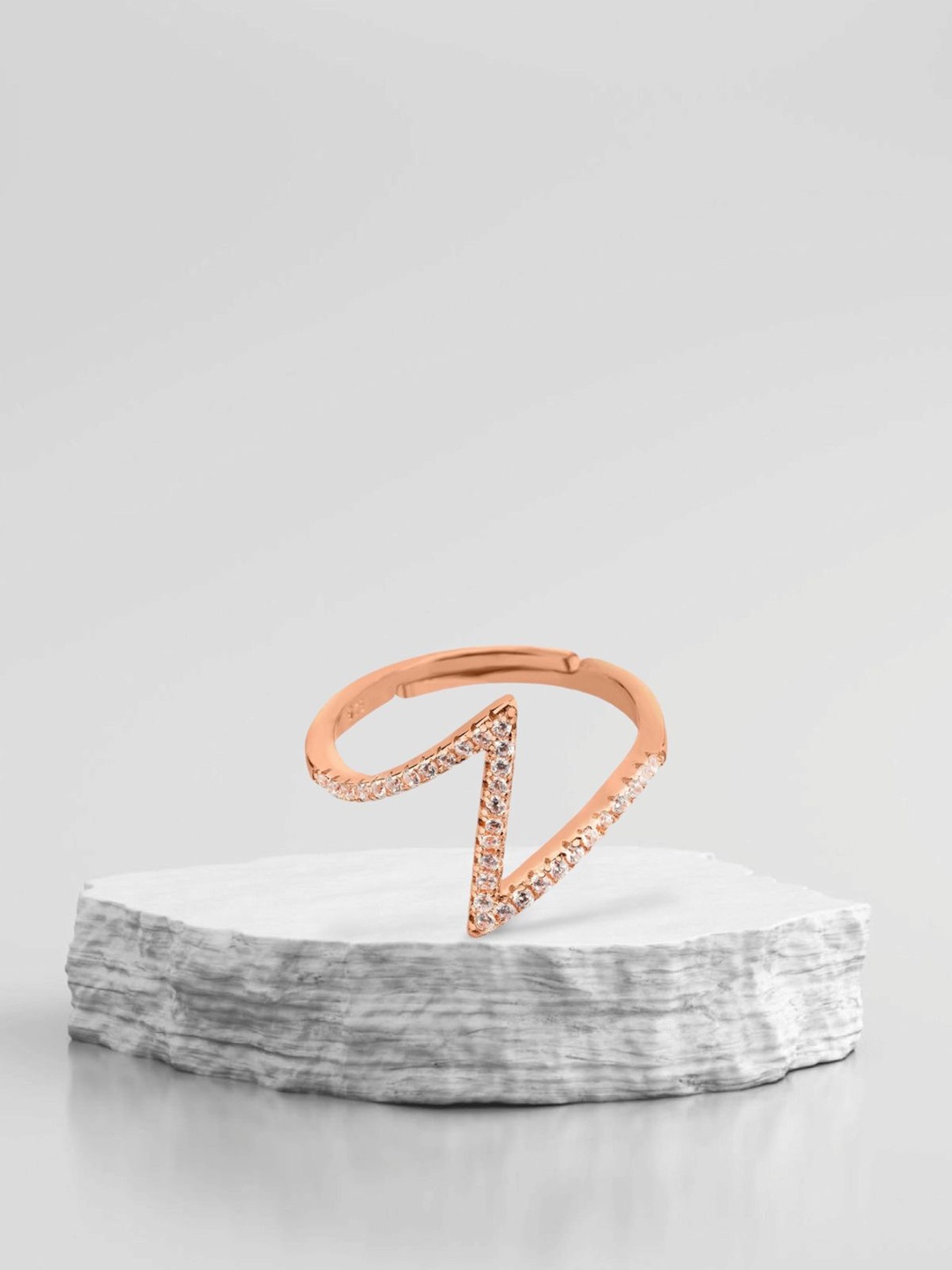 De Flossy Silver Women 925 Sterling Silver Rose Gold Plated Stone-Studded Adjustable Ring
De Flossy Silver Women 925 Sterling Silver Rose Gold Plated Stone-Studded Adjustable Ring