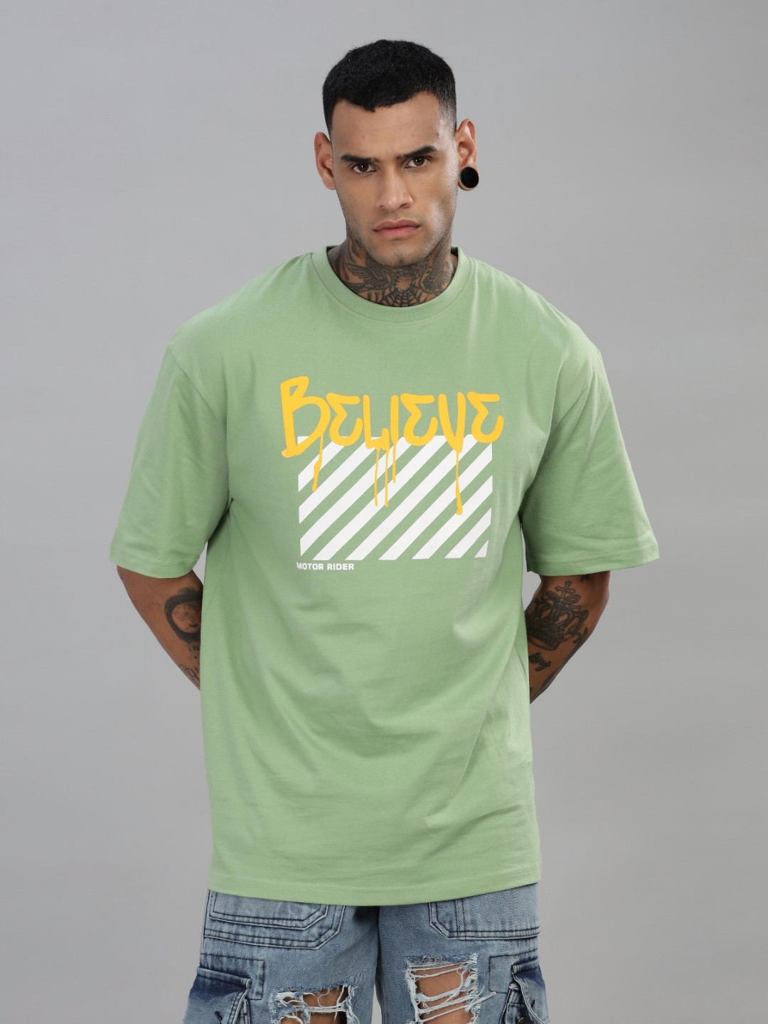 TOMHIDDLE Men Graphic Printed Round Neck Cotton Oversized T-shirt, Green
TOMHIDDLE Men Graphic Printed Round Neck Cotton Oversized T-shirt, Green