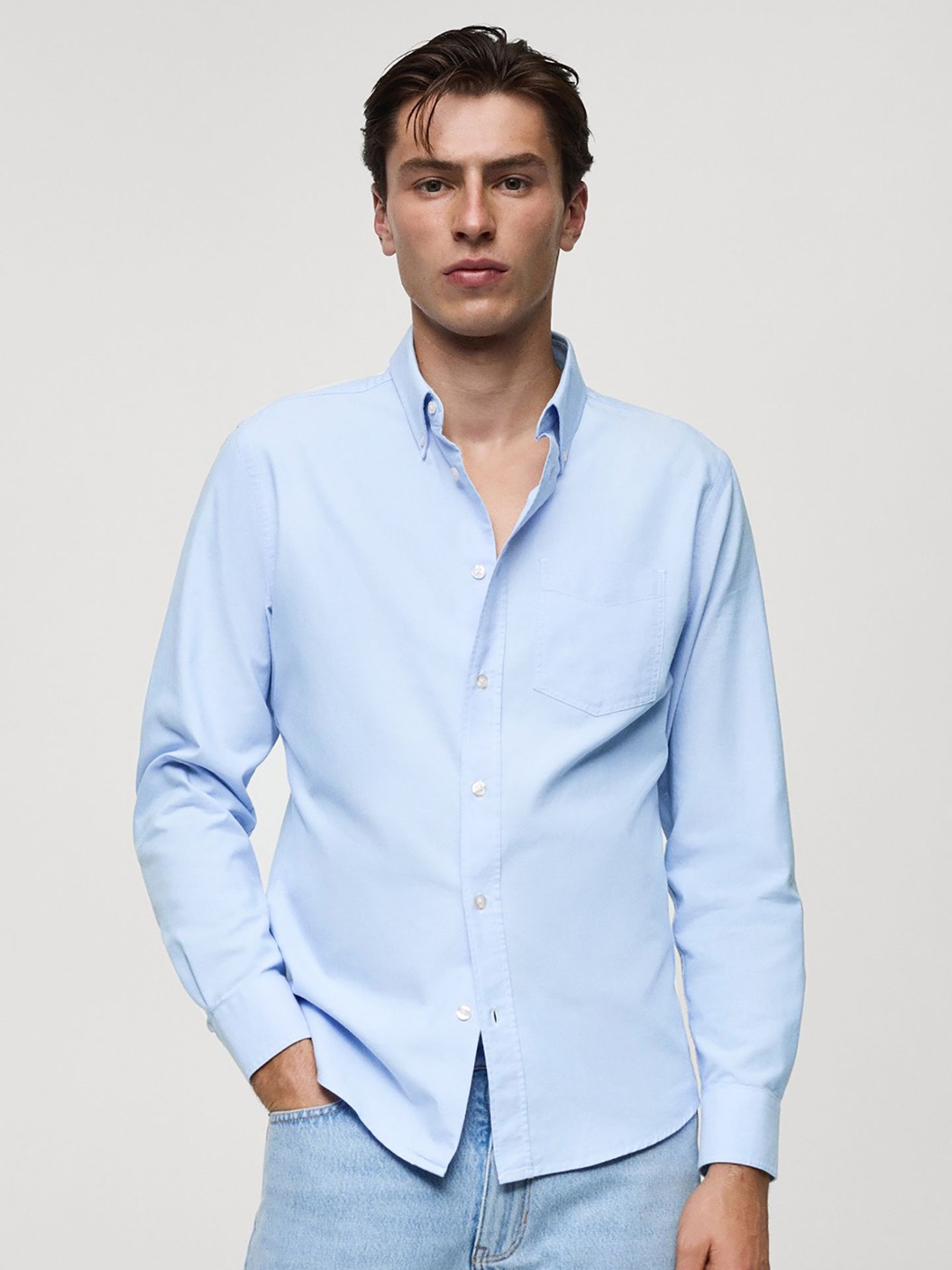 MISCHIEF MONKEY Men Classic Button-Down Collar Solid Cotton Tailored Fit Casual Shirt, Blue
MISCHIEF MONKEY Men Classic Button-Down Collar Solid Cotton Tailored Fit Casual Shirt, Blue