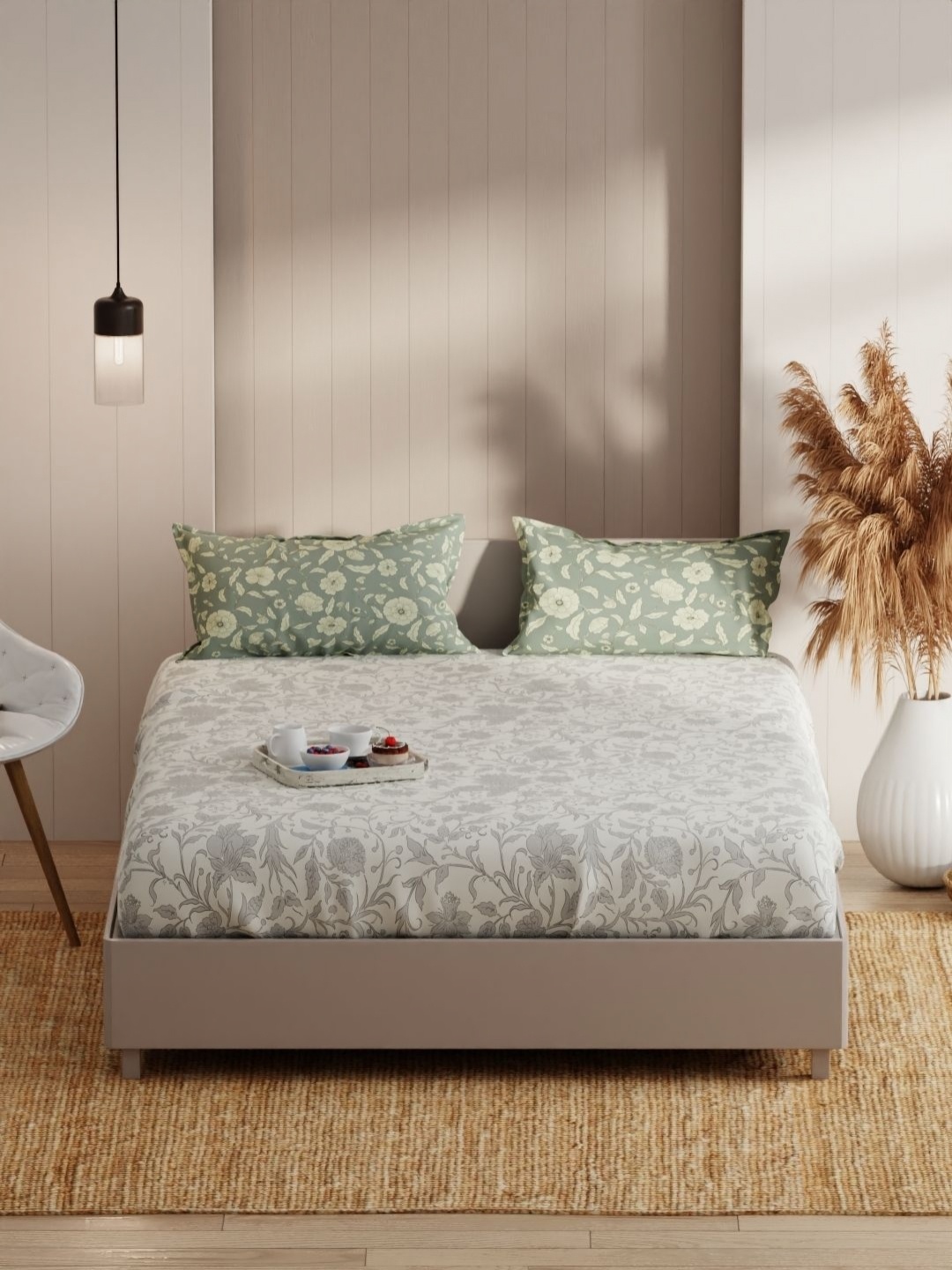 KOPA Grey & White Floral Microfiber 152 TC Queen Bedsheet with 2 Pillow Covers 2.3 x 2.5m
KOPA Grey & White Floral Microfiber 152 TC Queen Bedsheet with 2 Pillow Covers 2.3 x 2.5m