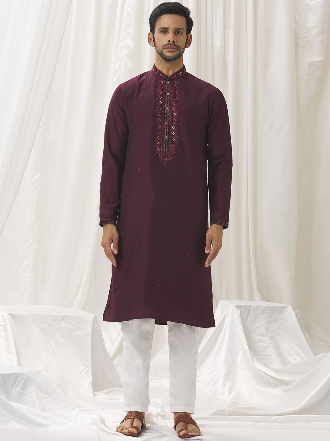 Alaya Advani Floral Embroidered Mirror Work Silk Cotton Straight Kurta with Trousers, Purple
Alaya Advani Floral Embroidered Mirror Work Silk Cotton Straight Kurta with Trousers, Purple