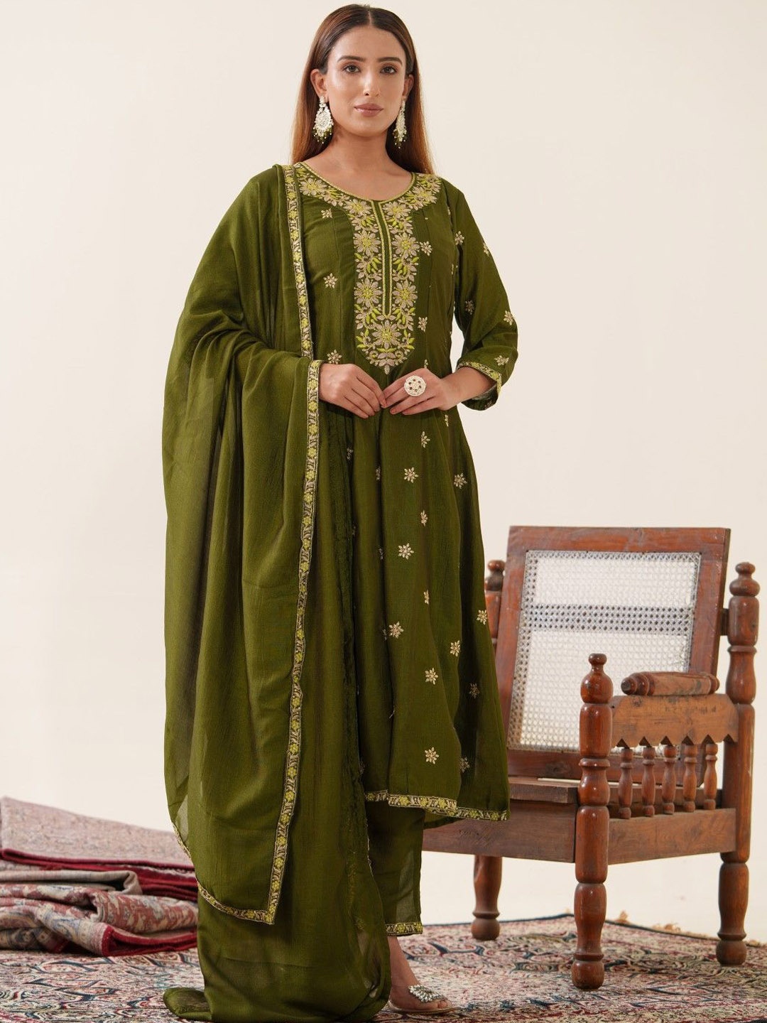 AUTUMN LANE Floral Embroidered Thread Work Organza A-Line Kurta with Trouser & Dupatta, Olive
AUTUMN LANE Floral Embroidered Thread Work Organza A-Line Kurta with Trouser & Dupatta, Olive