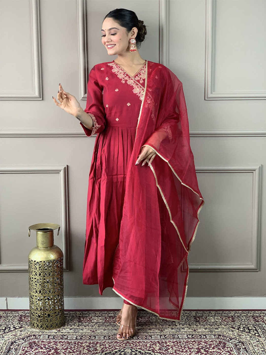 CaniBani Ethnic Motifs Embroidered Chanderi Silk Straight Kurta & Trouser & Dupatta, Maroon
CaniBani Ethnic Motifs Embroidered Chanderi Silk Straight Kurta & Trouser & Dupatta, Maroon