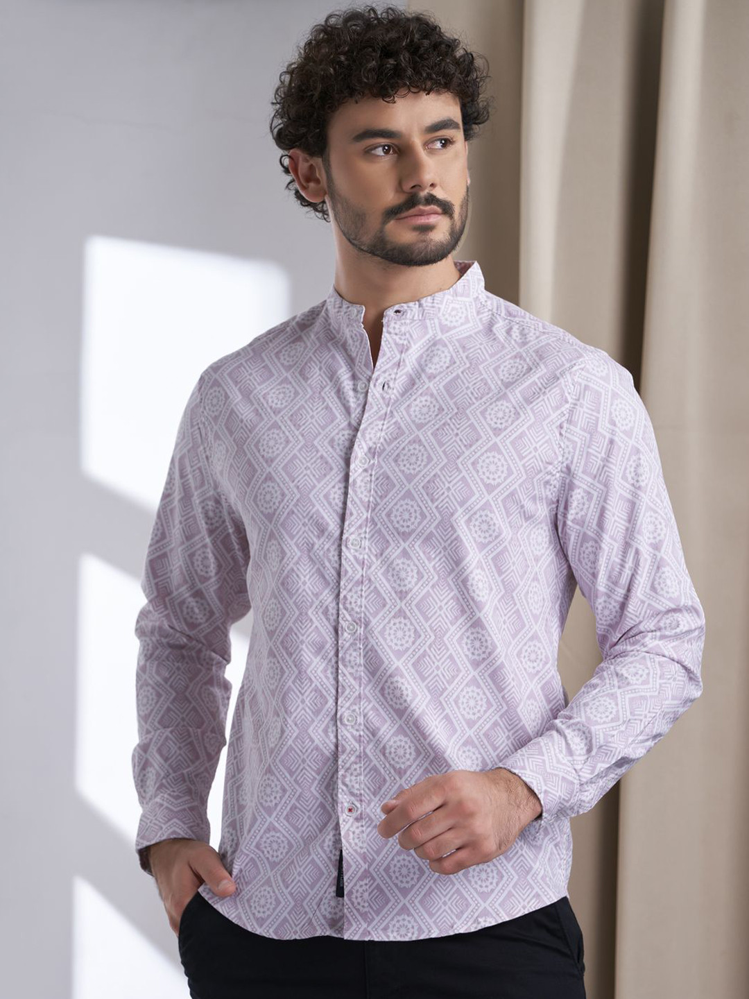 VALEN CLUB Men India Slim Mandarin Collar Ethnic Printed Cotton Casual Shirt, Lavender
VALEN CLUB Men India Slim Mandarin Collar Ethnic Printed Cotton Casual Shirt, Lavender