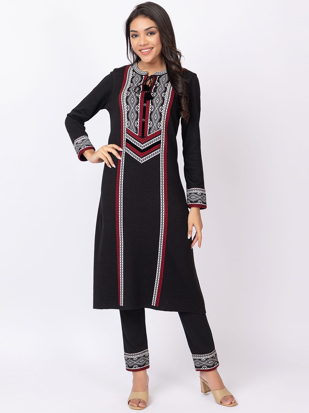 KEIKO Ethnic Motifs Woven Design Tie-Up Neck Acrylic Straight Kurta with Trousers, Black
KEIKO Ethnic Motifs Woven Design Tie-Up Neck Acrylic Straight Kurta with Trousers, Black
