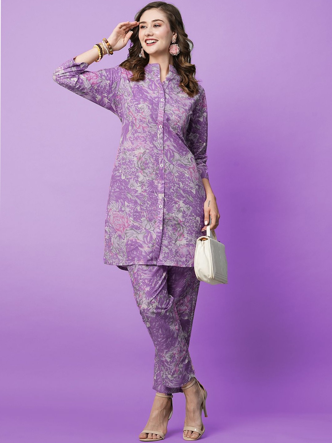 Kiana House Of Fashion Women Floral Printed Pure Cotton Tunic With Trouser Co-Ords, Purple
Kiana House Of Fashion Women Floral Printed Pure Cotton Tunic With Trouser Co-Ords, Purple
