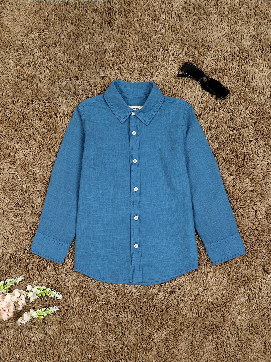 The Lion and The Fish Boys Comfort Spread Collar Solid Cotton Relaxed Fit Casual Shirt, Blue
The Lion and The Fish Boys Comfort Spread Collar Solid Cotton Relaxed Fit Casual Shirt, Blue