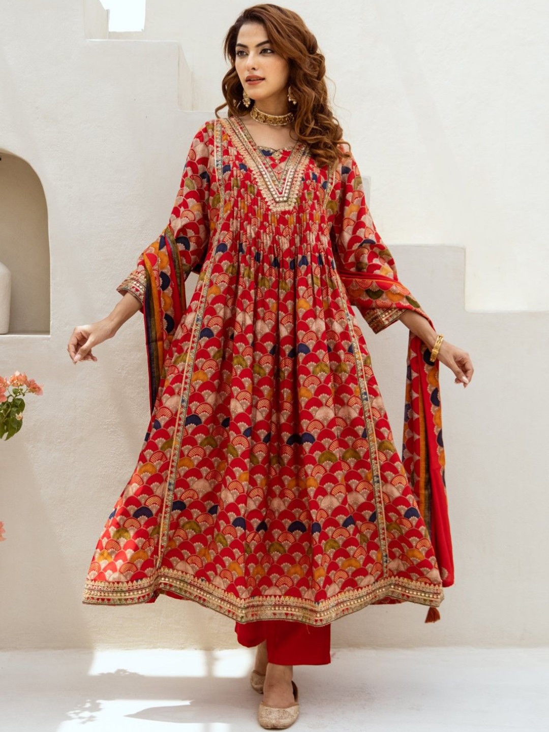 AUTUMN LANE Floral Printed Thread Work Pure Cotton Kurta with Trouser & Dupatta, Red
AUTUMN LANE Floral Printed Thread Work Pure Cotton Kurta with Trouser & Dupatta, Red