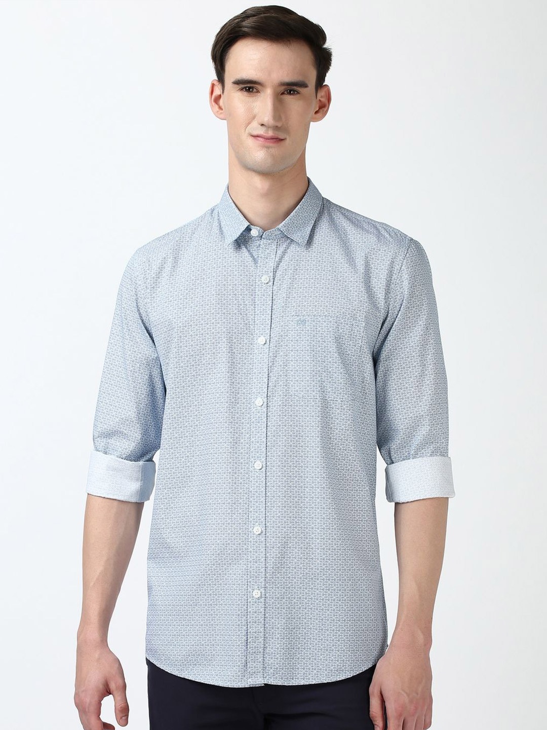 Peter England Casuals Men Spread Collar Floral Printed Cotton Slim Fit Casual Shirt, Blue
Peter England Casuals Men Spread Collar Floral Printed Cotton Slim Fit Casual Shirt, Blue