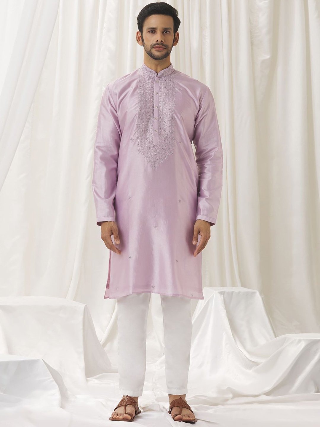 Alaya Advani Floral Embroidered Thread Work Silk Cotton Straight Kurta with Trousers, Purple
Alaya Advani Floral Embroidered Thread Work Silk Cotton Straight Kurta with Trousers, Purple