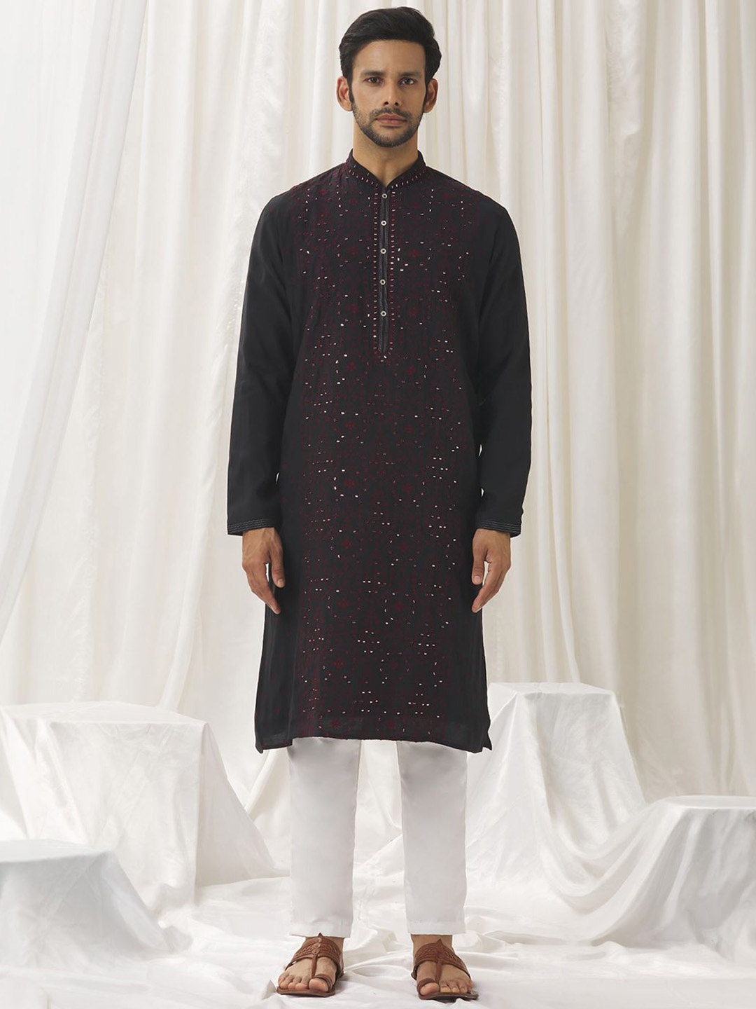 Alaya Advani Floral Embroidered Mirror Work Silk Cotton Straight Kurta with Trousers, Black
Alaya Advani Floral Embroidered Mirror Work Silk Cotton Straight Kurta with Trousers, Black