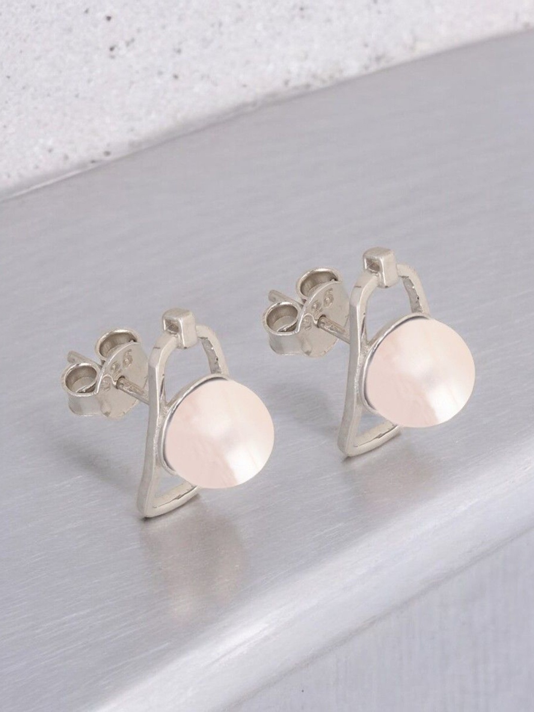 Sri Jagdamba Pearls Dealer Silver Plated 925 Sterling Silver Circular Studs Earrings, Pink
Sri Jagdamba Pearls Dealer Silver Plated 925 Sterling Silver Circular Studs Earrings, Pink