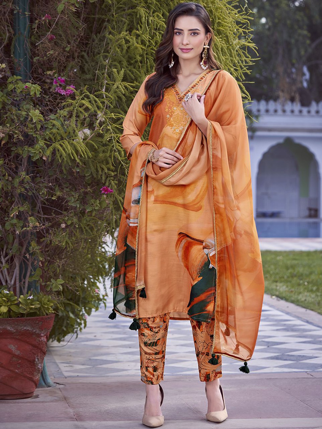 HRITIKA Floral Printed Regular Thread Work Straight Kurta with Trousers & Dupatta, Orange
HRITIKA Floral Printed Regular Thread Work Straight Kurta with Trousers & Dupatta, Orange