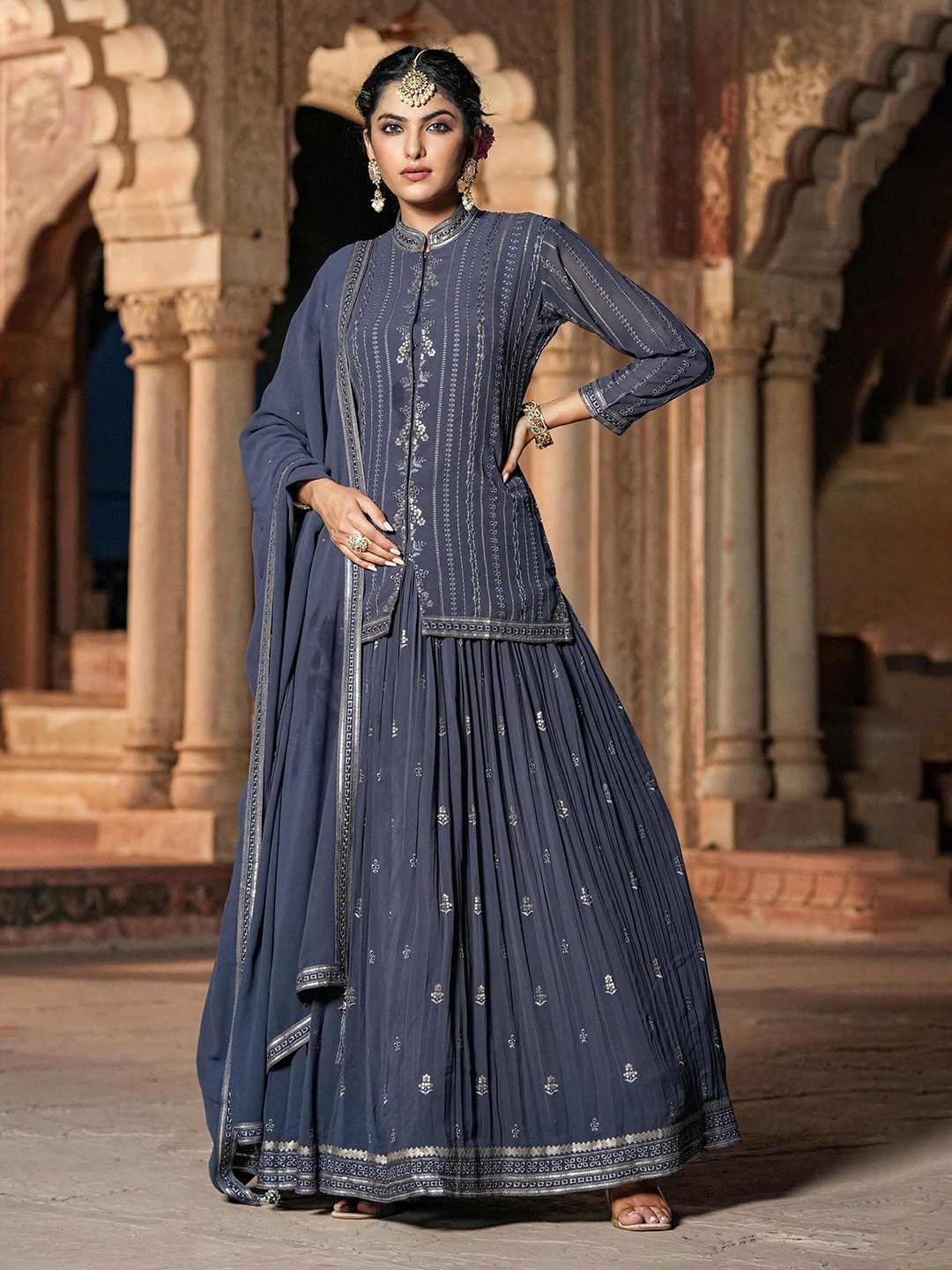 SCAKHI Embroidered Sequinned Ready to Wear Lehenga & Blouse With Dupatta, Grey
SCAKHI Embroidered Sequinned Ready to Wear Lehenga & Blouse With Dupatta, Grey