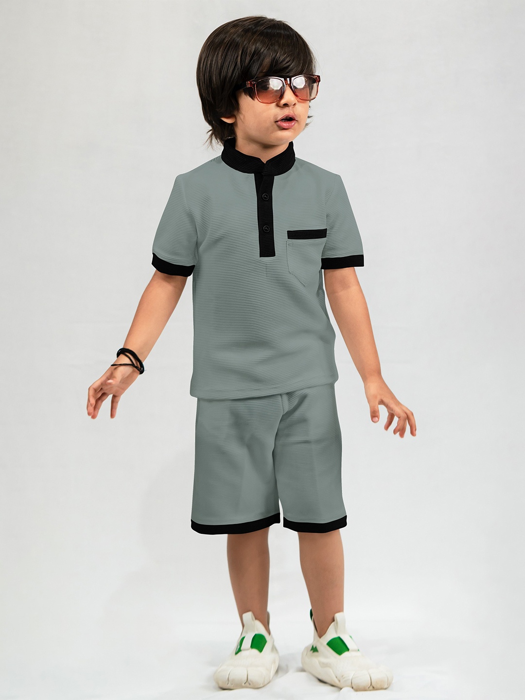 Emblica Unisex Kids Self Design Mandarin Collar Short Sleeves Casual T-shirt With Shorts, Grey
Emblica Unisex Kids Self Design Mandarin Collar Short Sleeves Casual T-shirt With Shorts, Grey