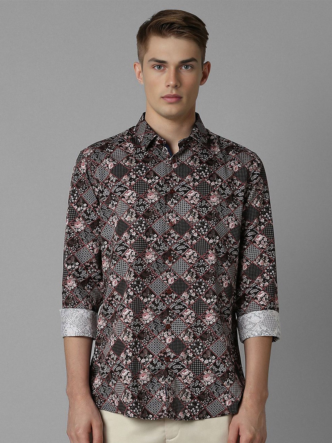 Louis Philippe Sport Men Spread Collar Floral Printed Cotton Slim Fit Casual Shirt, Multi
Louis Philippe Sport Men Spread Collar Floral Printed Cotton Slim Fit Casual Shirt, Multi