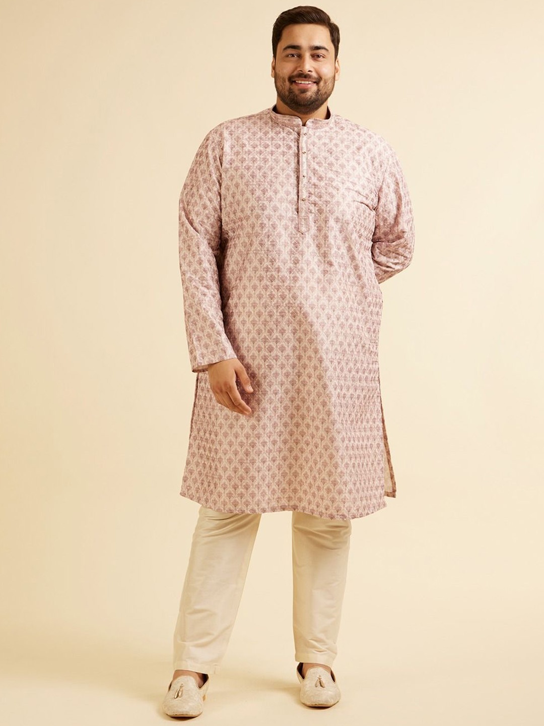 Manyavar Plus Size Ethnic Motifs Woven Design Zari Work Straight Kurta With Pyjama, Peach
Manyavar Plus Size Ethnic Motifs Woven Design Zari Work Straight Kurta With Pyjama, Peach