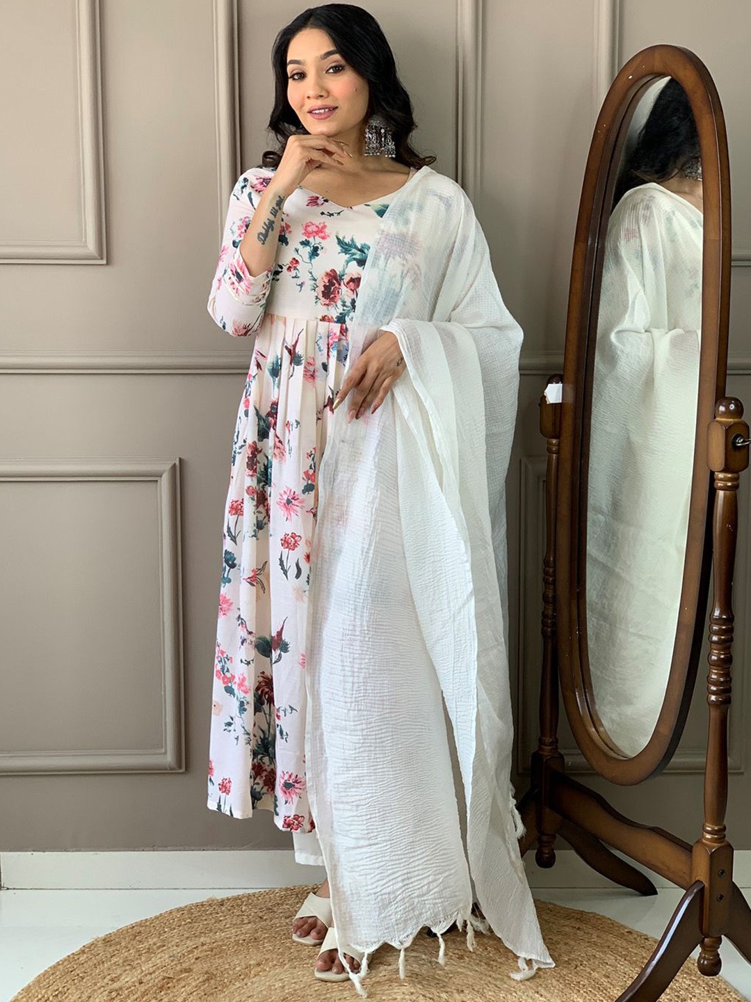 ZIBLON Women Floral Printed Empire Pure Cotton Kurta with Trousers & With Dupatta, White
ZIBLON Women Floral Printed Empire Pure Cotton Kurta with Trousers & With Dupatta, White