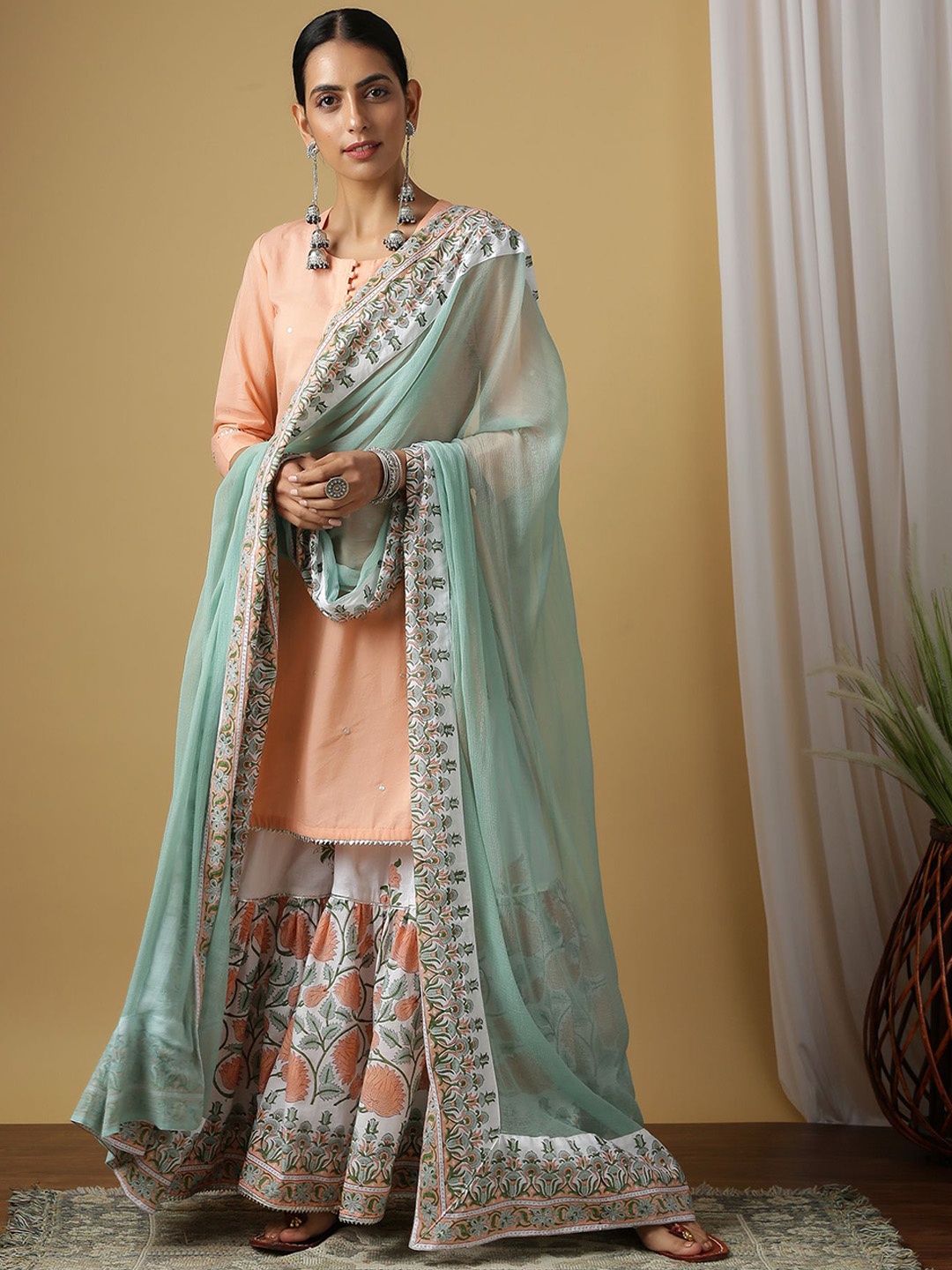 MAISON SHEFALI Geometric Embroidered Pure Cotton Straight Kurta With Sharara & Dupatta, Peach
MAISON SHEFALI Geometric Embroidered Pure Cotton Straight Kurta With Sharara & Dupatta, Peach