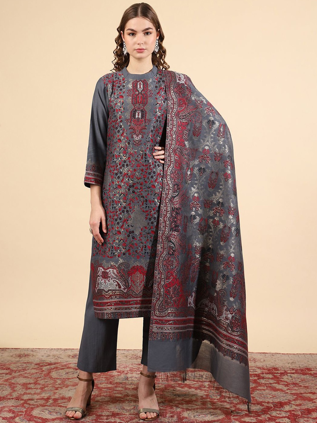 KIDAR Floral Zari Woven Design Jacquard Straight Kurta With Trousers & Dupatta, Grey
KIDAR Floral Zari Woven Design Jacquard Straight Kurta With Trousers & Dupatta, Grey