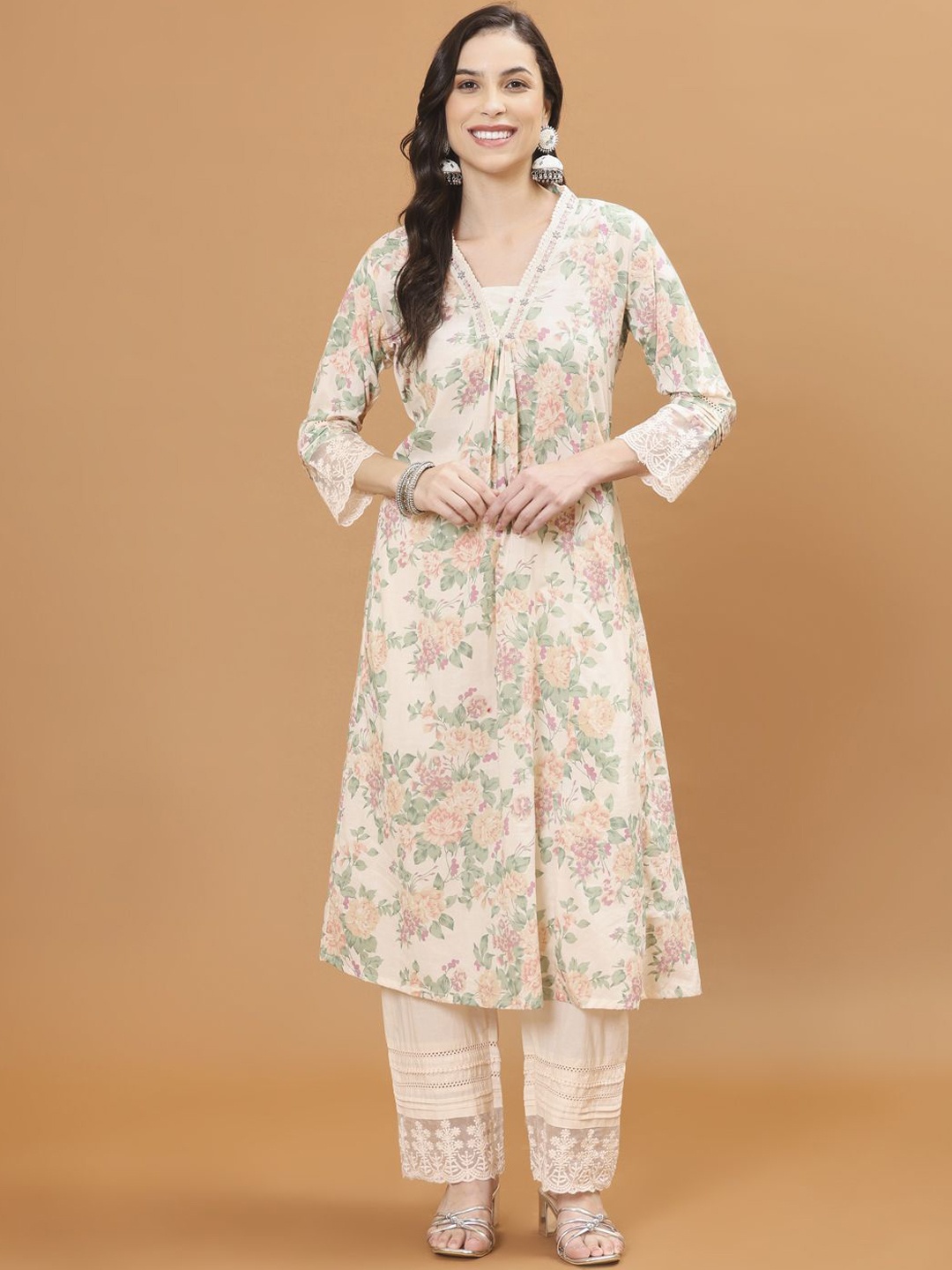 Meena Bazaar Floral Printed Thread Work Cotton A-Line Kurta With Trouser, Peach
Meena Bazaar Floral Printed Thread Work Cotton A-Line Kurta With Trouser, Peach