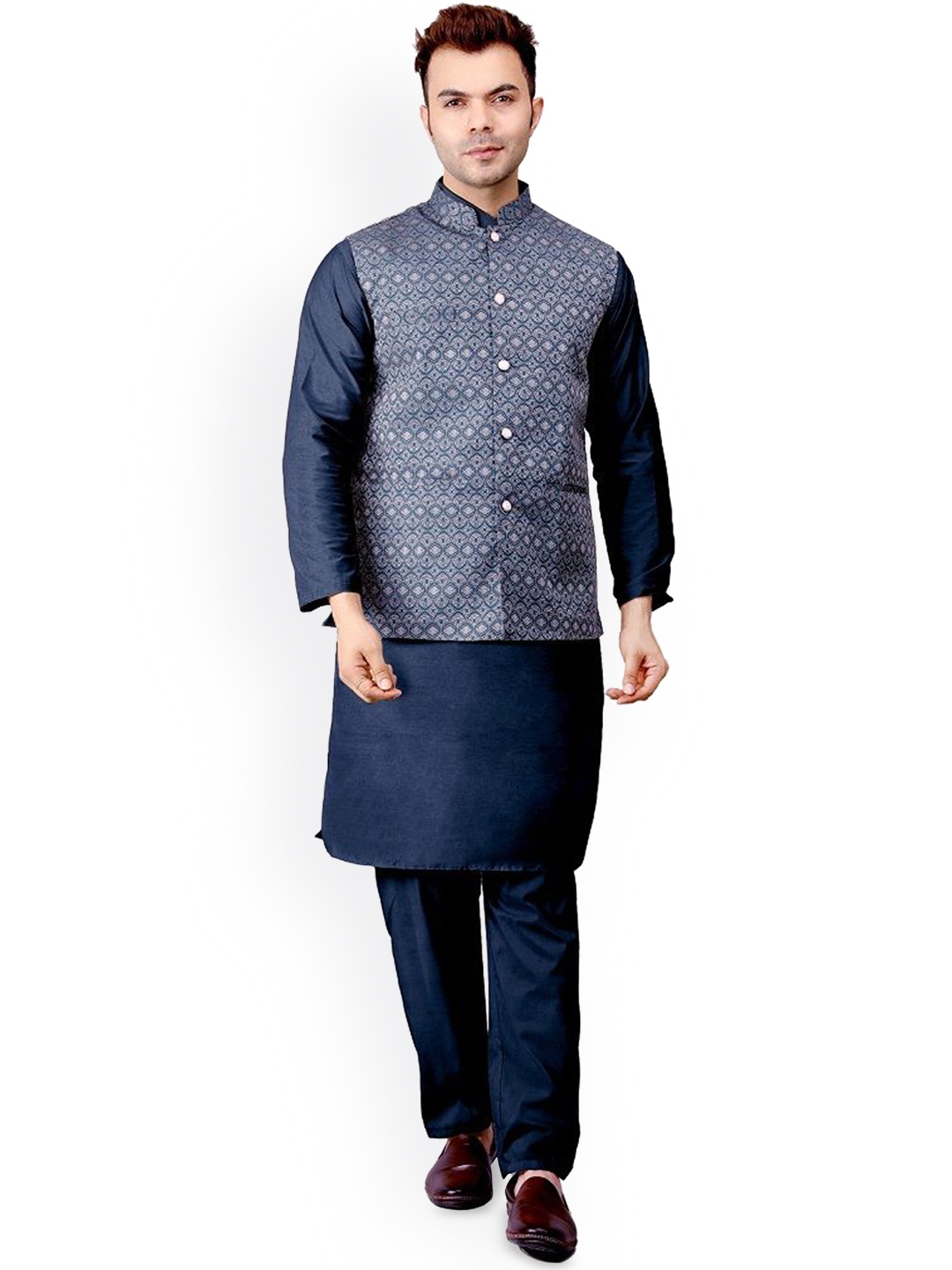 Voniry Geometric Woven Design Jacquard Straight Kurta With Pyjamas & Nehru Jacket, Navy blue
Voniry Geometric Woven Design Jacquard Straight Kurta With Pyjamas & Nehru Jacket, Navy blue
