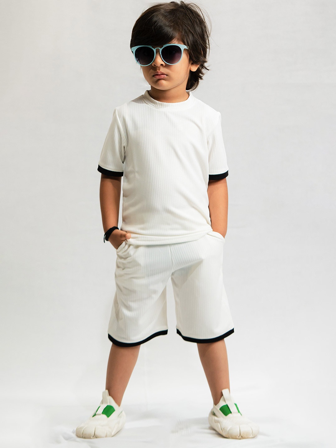 Emblica Unisex Kids Self Design Round Neck Short Sleeves Casual T-shirt With Shorts, White
Emblica Unisex Kids Self Design Round Neck Short Sleeves Casual T-shirt With Shorts, White